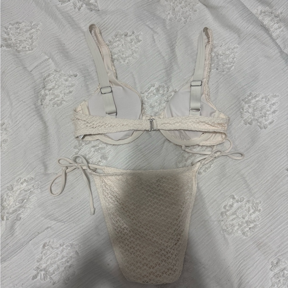 Splendid Bikini Set - Picture 2 of 5